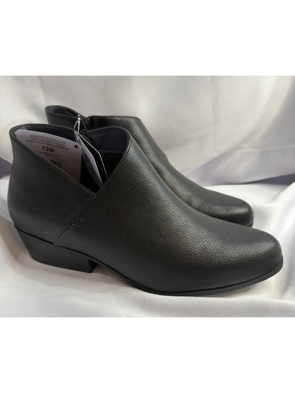 Aerosoles Women’s Size 12 WIDE Width Black Ankle Boots Bootie Side Zip *RT